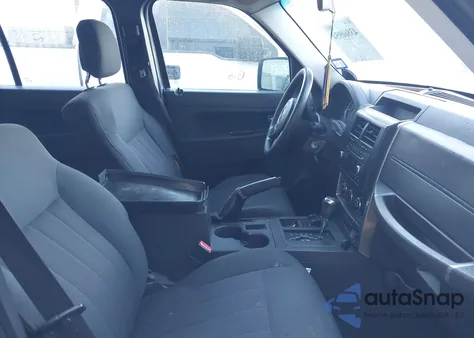 2011 Jeep Liberty Sport from USA, damaged, VIN 1J4PN2GK9BW511686